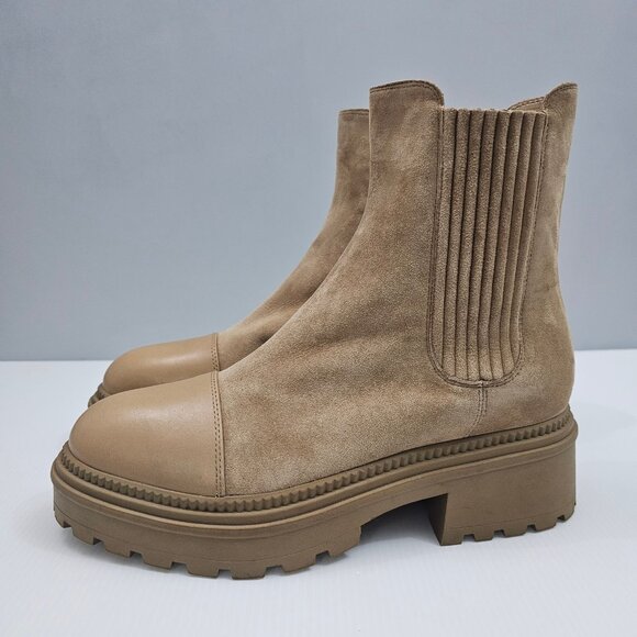 Marc Fisher LTD Hadria Ankle Boot Womens 8 Natural Tan Suede Chelsea Cap Toe - Picture 1 of 14